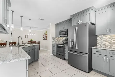 4302 SW 18th Place Cape Coral FL 33914