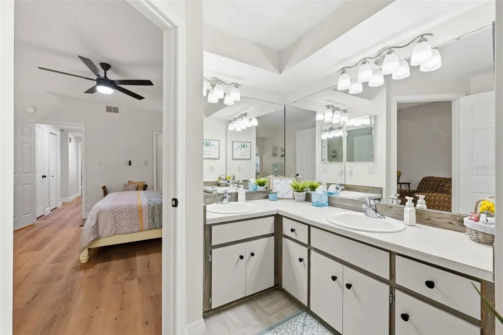 1055 Kensington Park Drive Altamonte Springs FL 32714