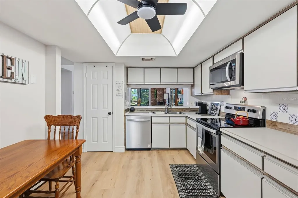 1055 Kensington Park Drive Altamonte Springs FL 32714