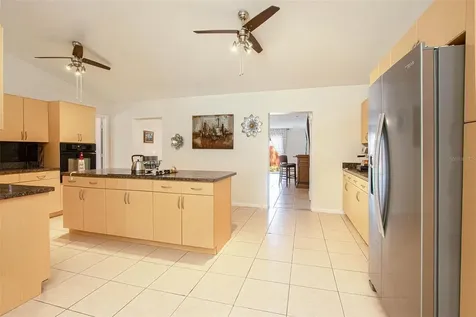 4105 Spring Way Circle Valrico FL 33596