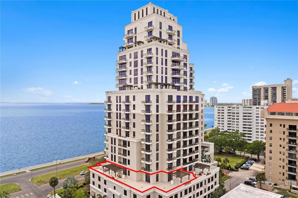 2103 Bayshore Boulevard Tampa FL 33606
