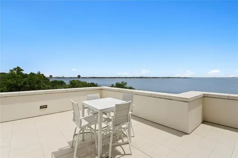 2103 Bayshore Boulevard Tampa FL 33606