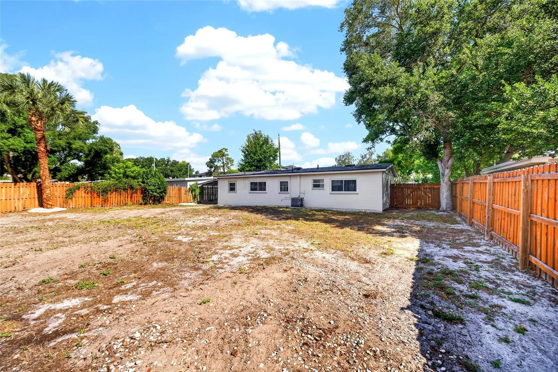 2922 W Averill Avenue Tampa FL 33611
