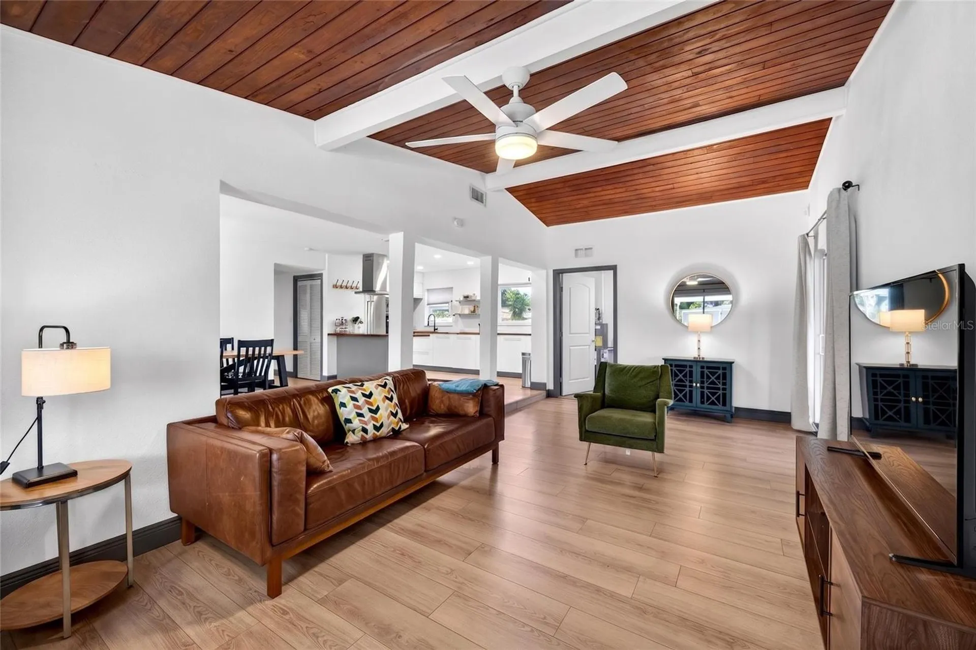 2922 W Averill Avenue Tampa FL 33611