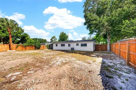 2922 W Averill Avenue Tampa FL 33611