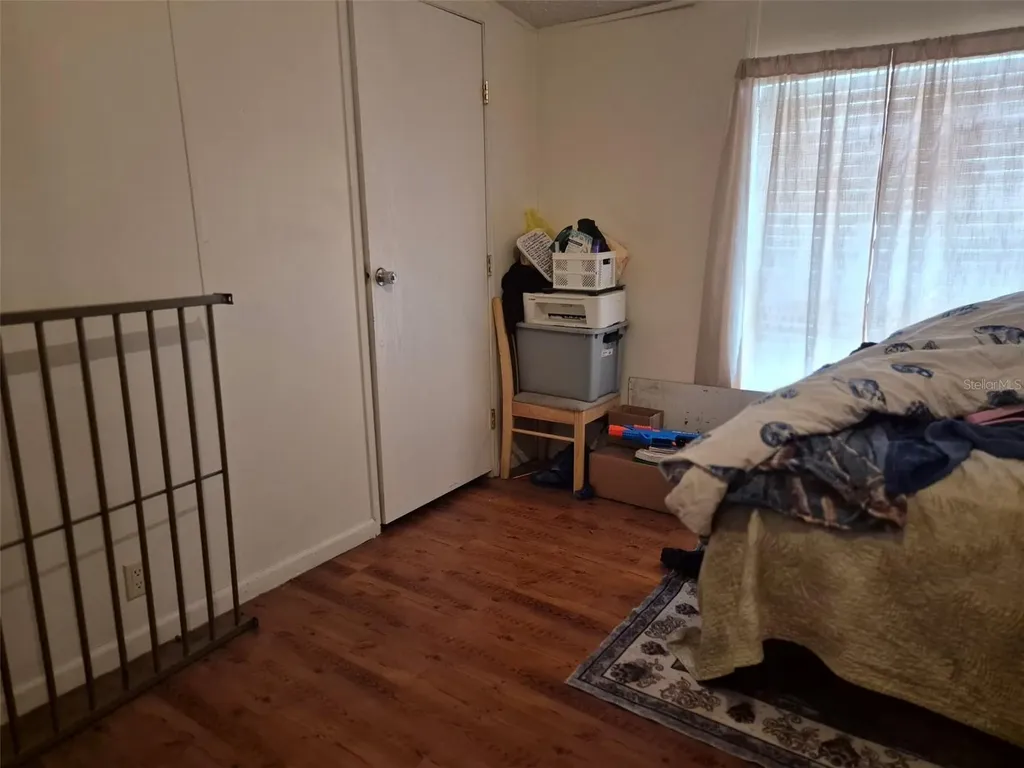 14051 SE 26th Street Morriston FL 32668