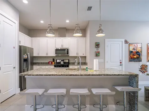 2660 Sunrise Shores Drive Kissimmee FL 34747