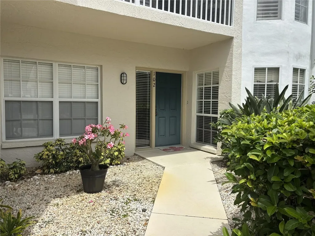 320 Clearbrook Circle Venice FL 34292
