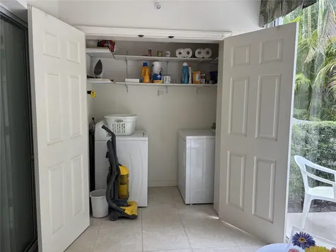 320 Clearbrook Circle Venice FL 34292