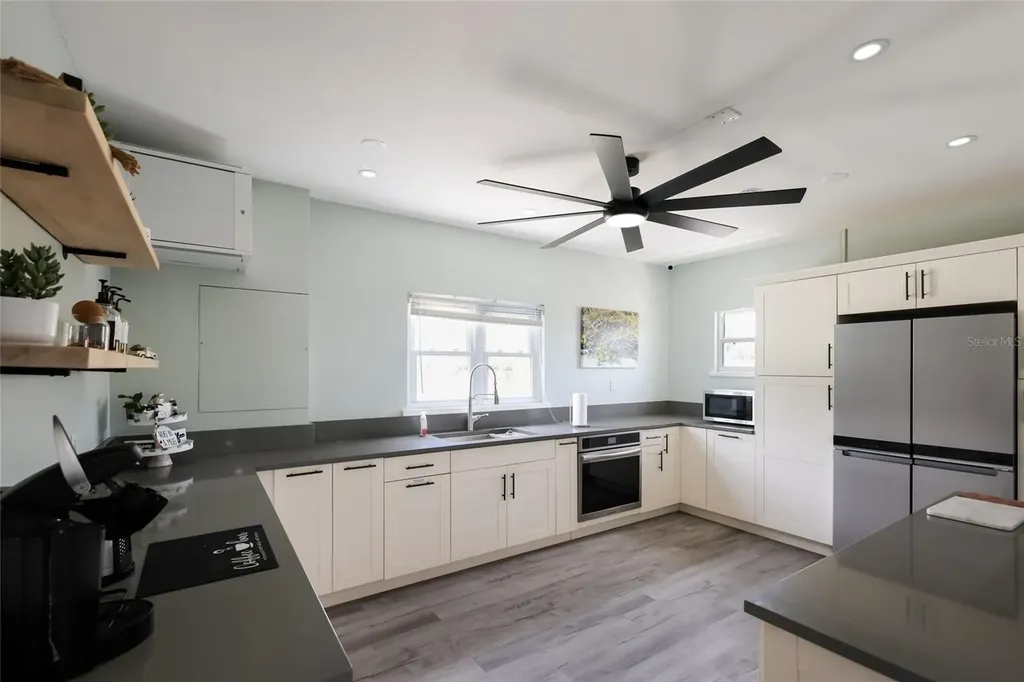 1717 Joyce Street Sarasota FL 34231