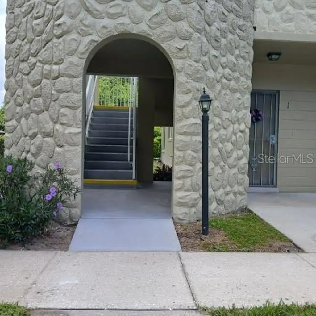 2391 Sumatran Way Clearwater FL 33763
