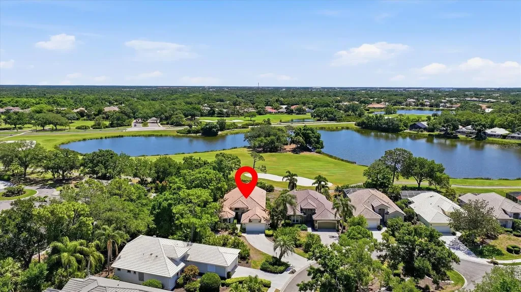 8009 Hampton Court University Park FL 34201