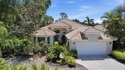 8009 Hampton Court University Park FL 34201