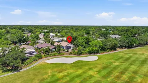 8009 Hampton Court University Park FL 34201