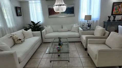 623 Mar De Bering Dorado PR 00646