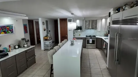 623 Mar De Bering Dorado PR 00646