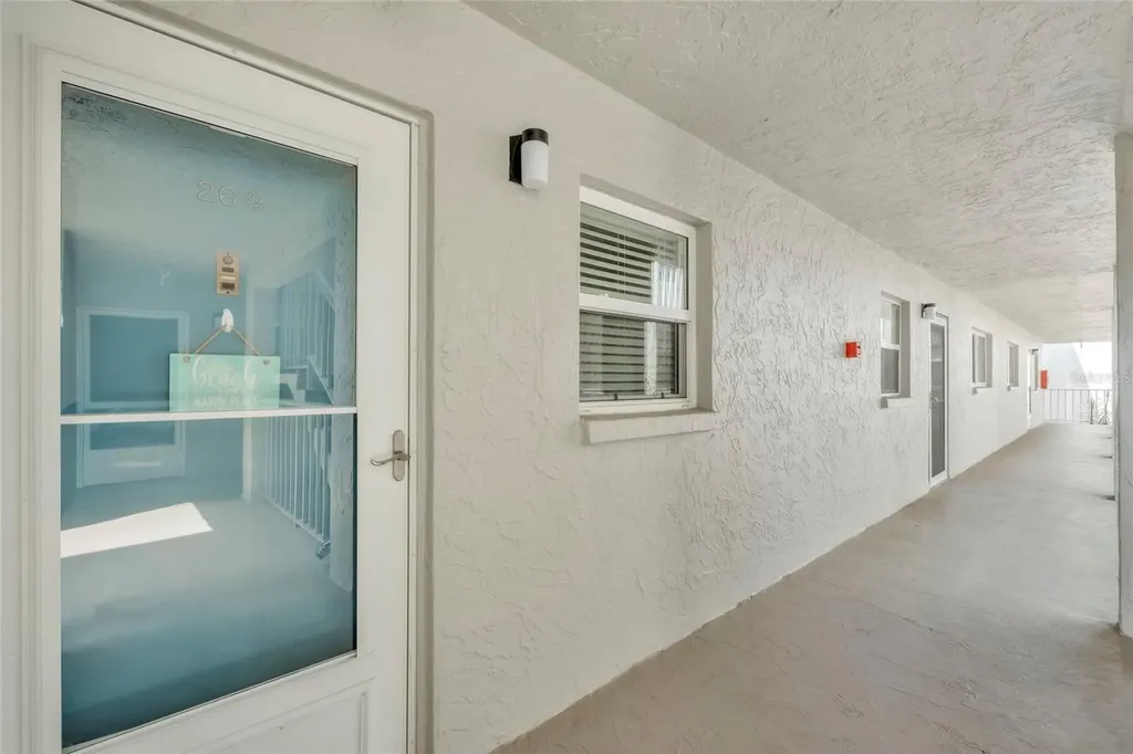 1330 Glen Oaks Drive E Sarasota FL 34232