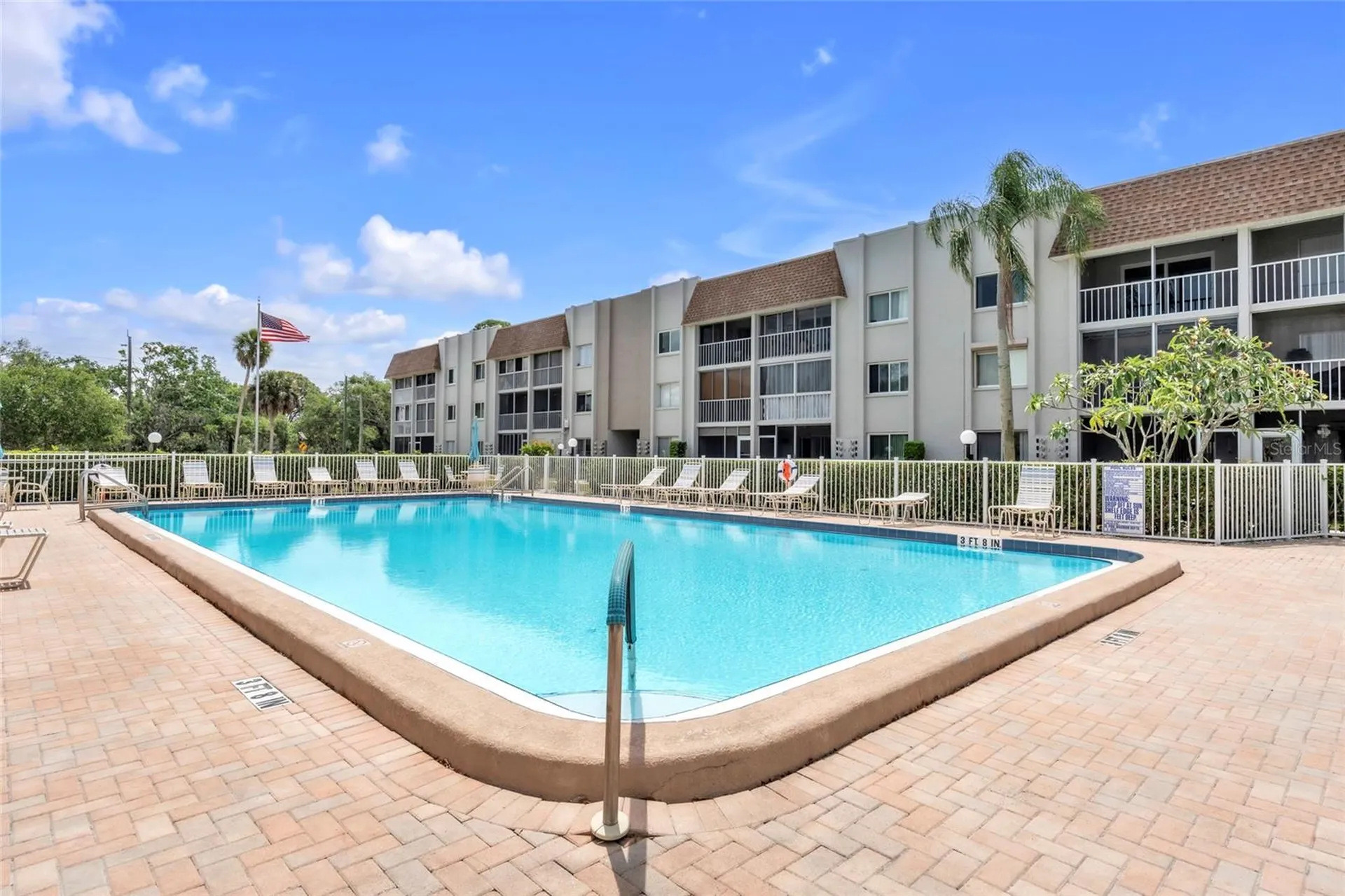 1330 Glen Oaks Drive E Sarasota FL 34232