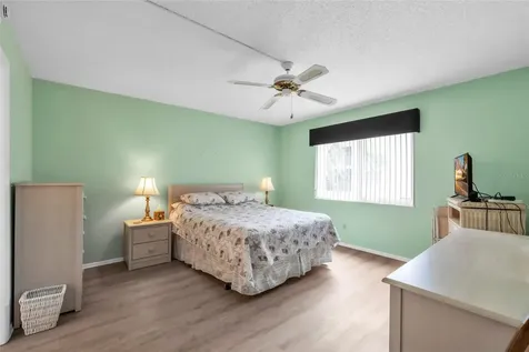 1330 Glen Oaks Drive E Sarasota FL 34232