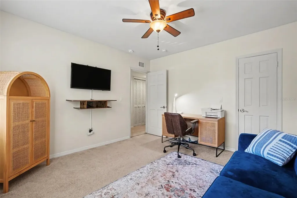 10346 Carrollwood Lane Tampa FL 33618