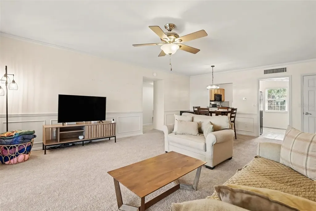 10346 Carrollwood Lane Tampa FL 33618