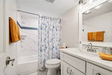 10346 Carrollwood Lane Tampa FL 33618