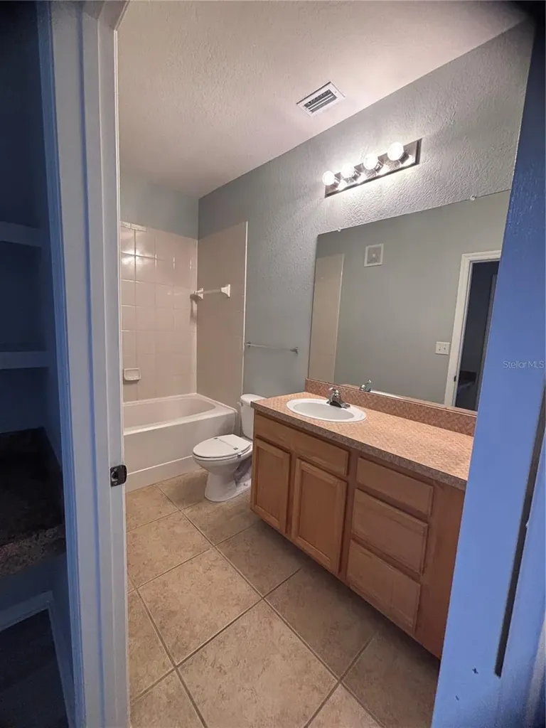 2406 Courtney Meadows Court Tampa FL 33619