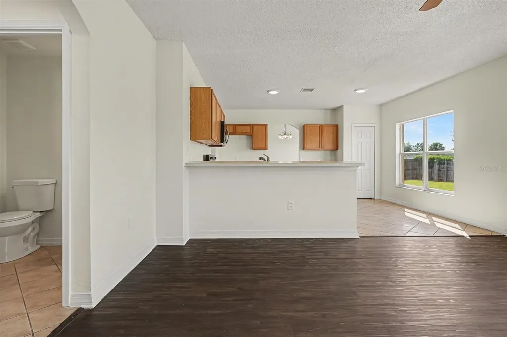 142 Birmingham Drive Kissimmee FL 34758