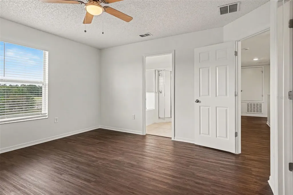 142 Birmingham Drive Kissimmee FL 34758