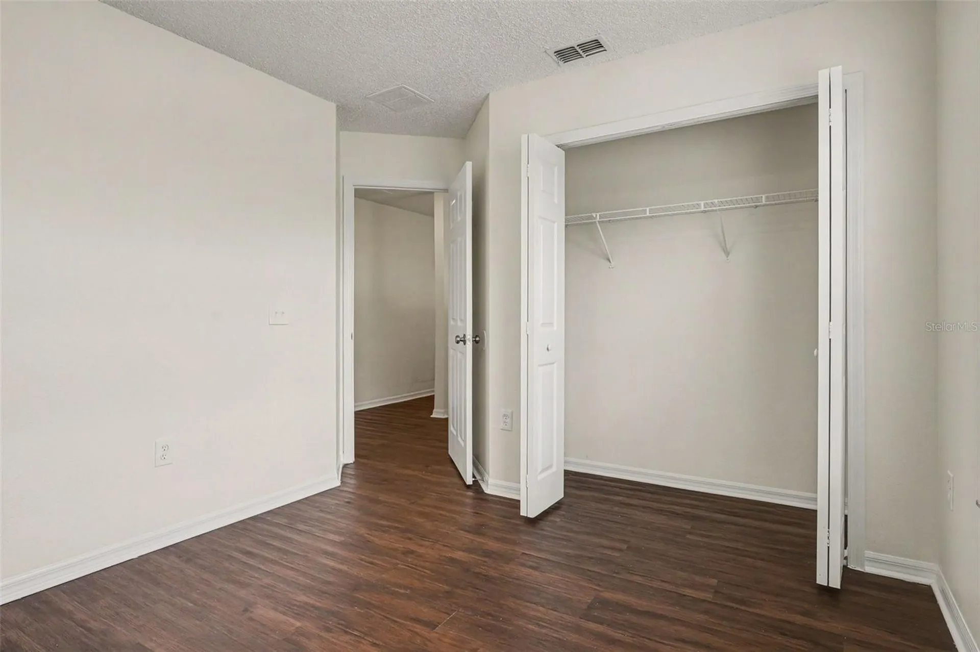 142 Birmingham Drive Kissimmee FL 34758