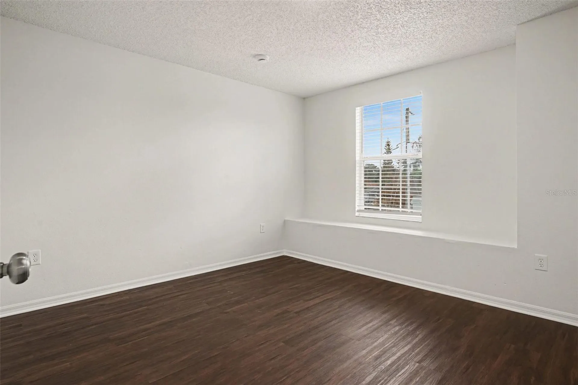 142 Birmingham Drive Kissimmee FL 34758