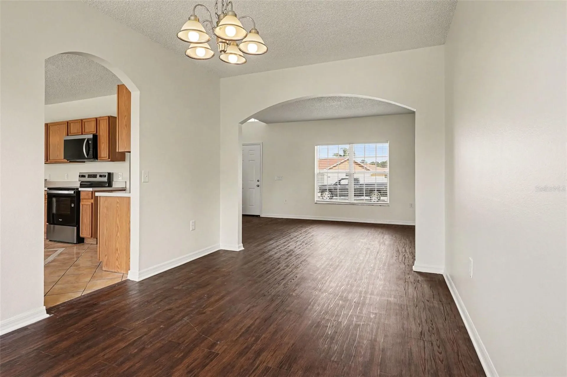 142 Birmingham Drive Kissimmee FL 34758