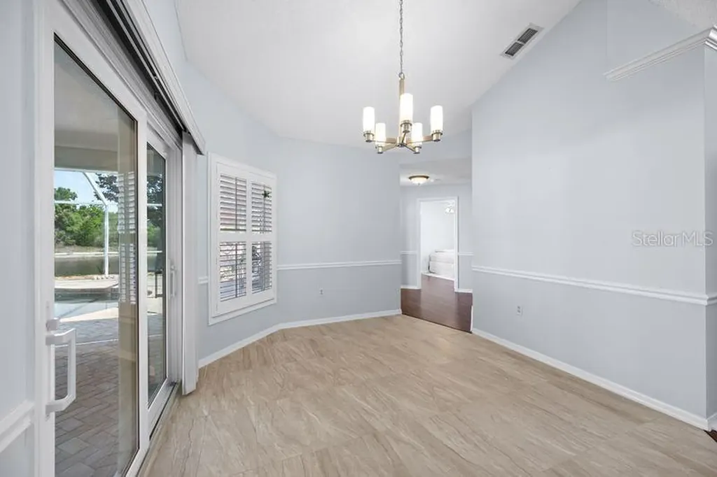 5321 Gardens Drive Sarasota FL 34243