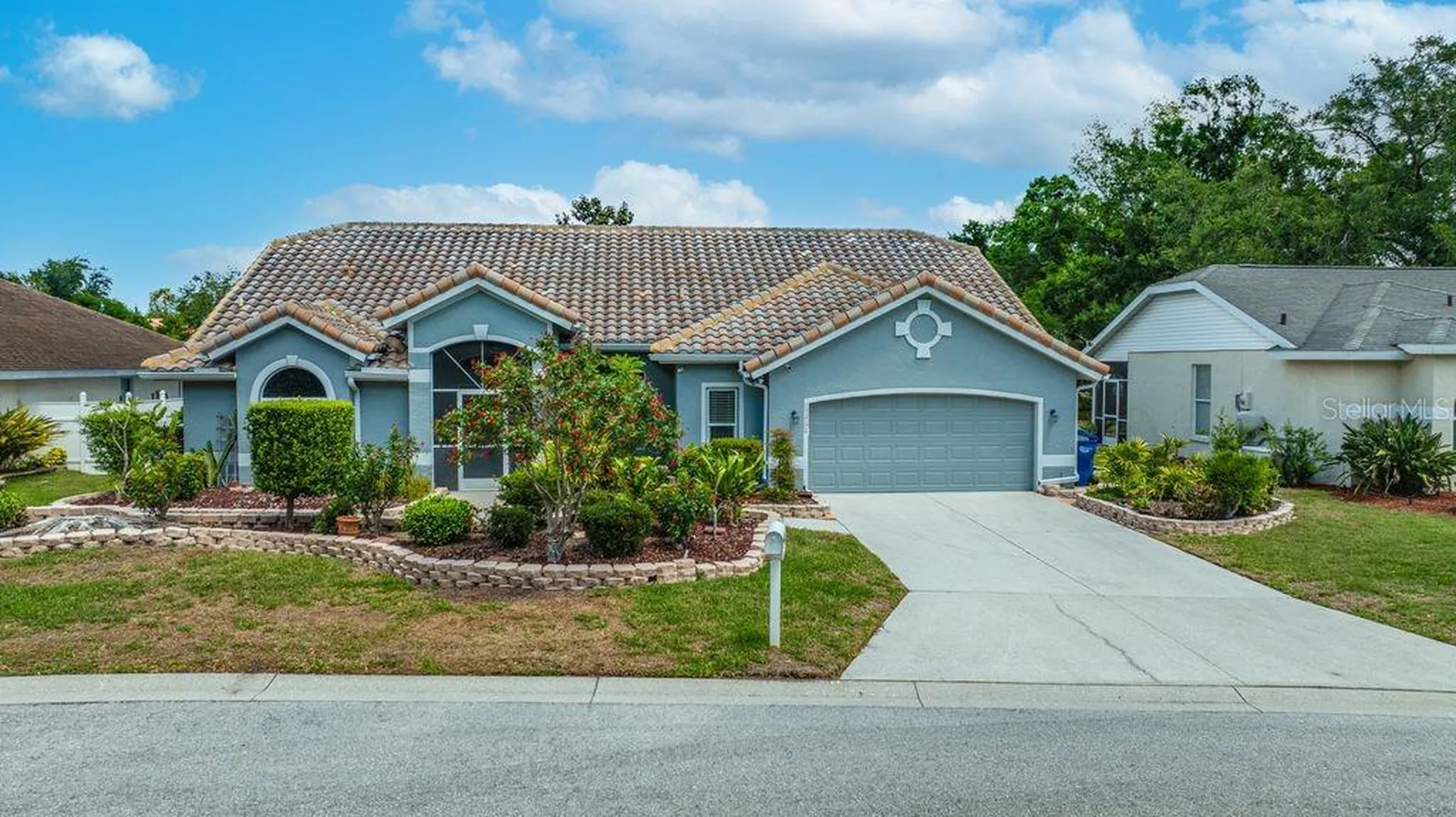 5321 Gardens Drive Sarasota FL 34243