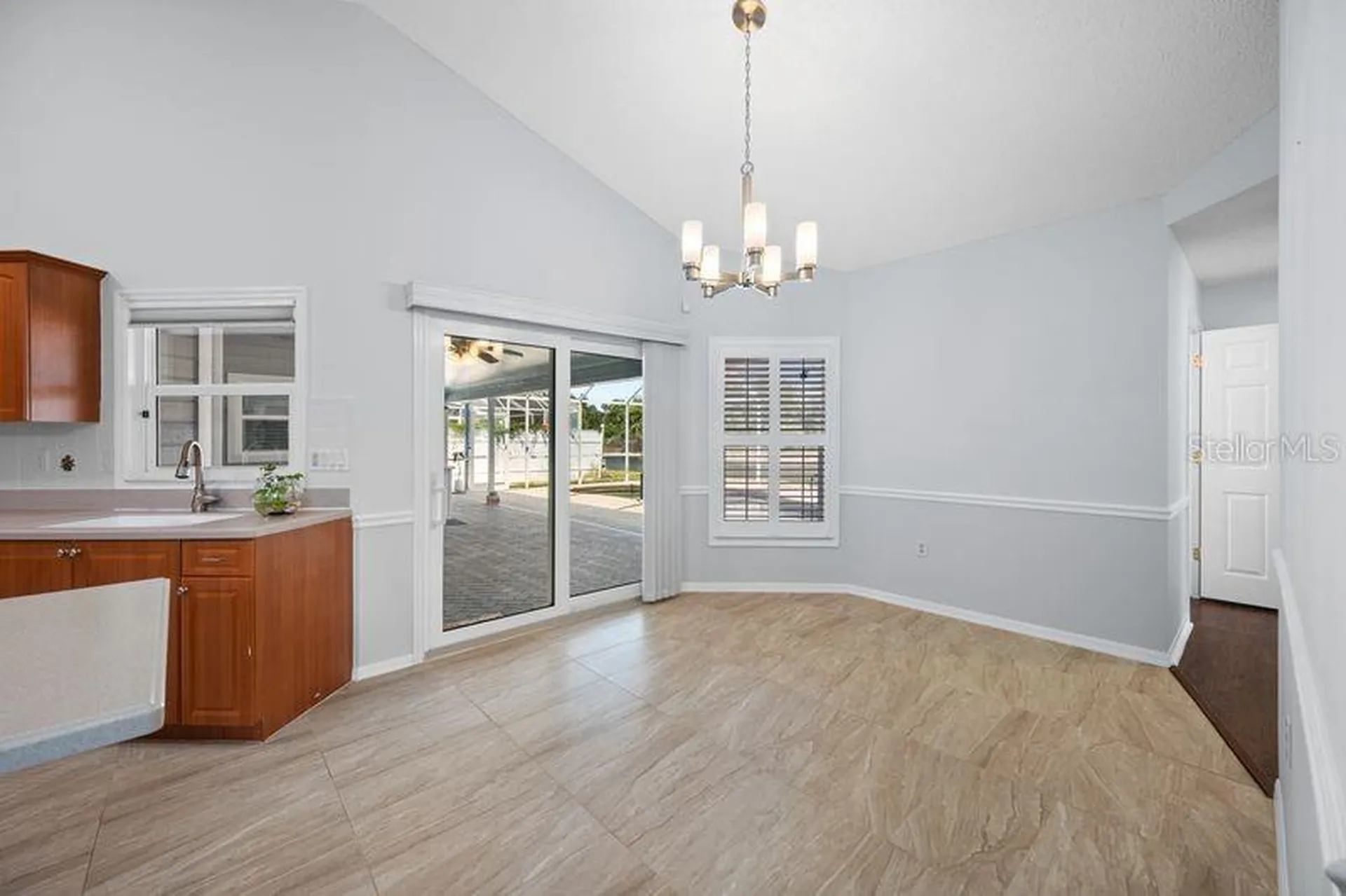 5321 Gardens Drive Sarasota FL 34243