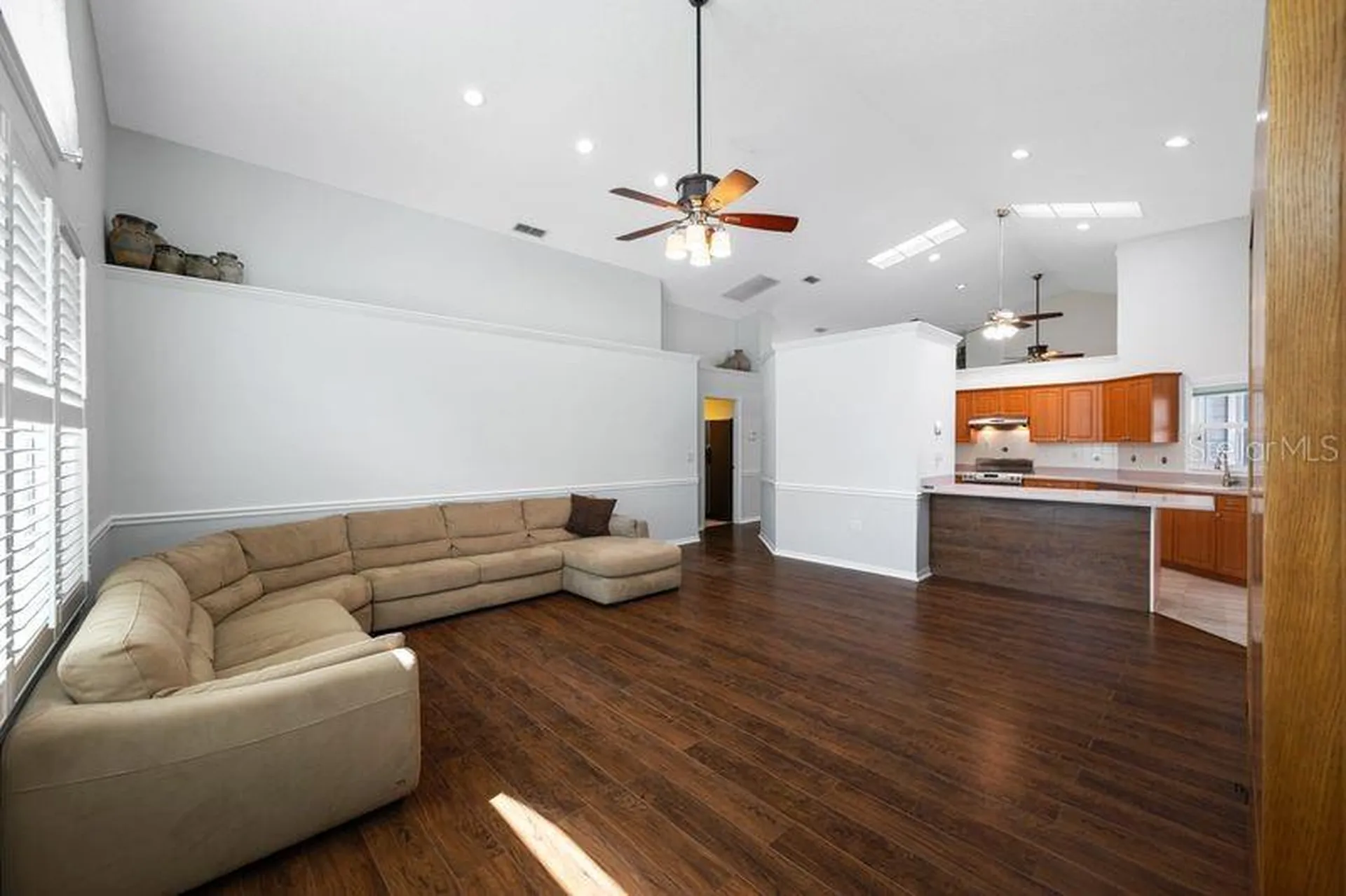 5321 Gardens Drive Sarasota FL 34243
