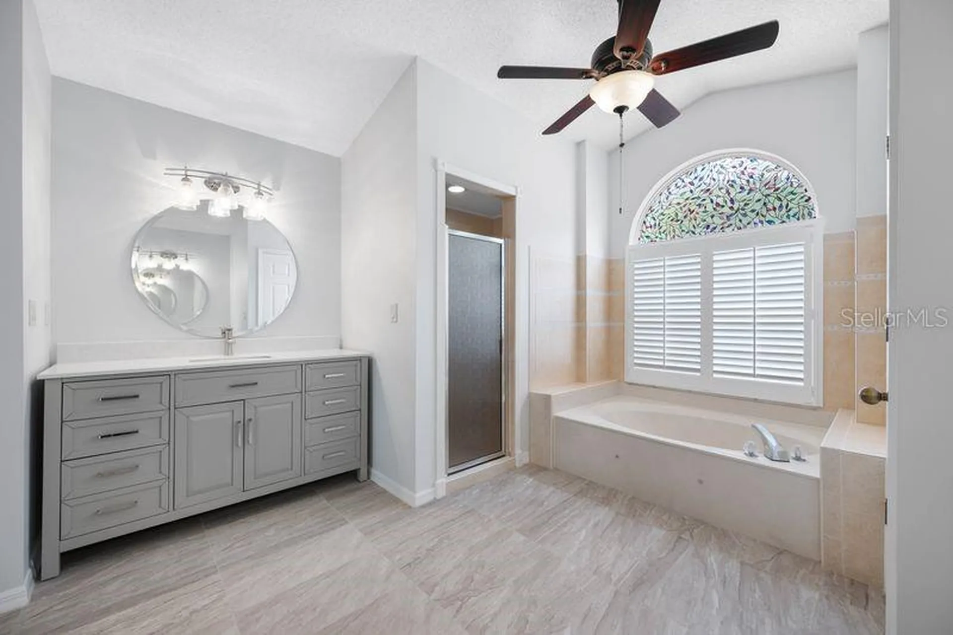 5321 Gardens Drive Sarasota FL 34243