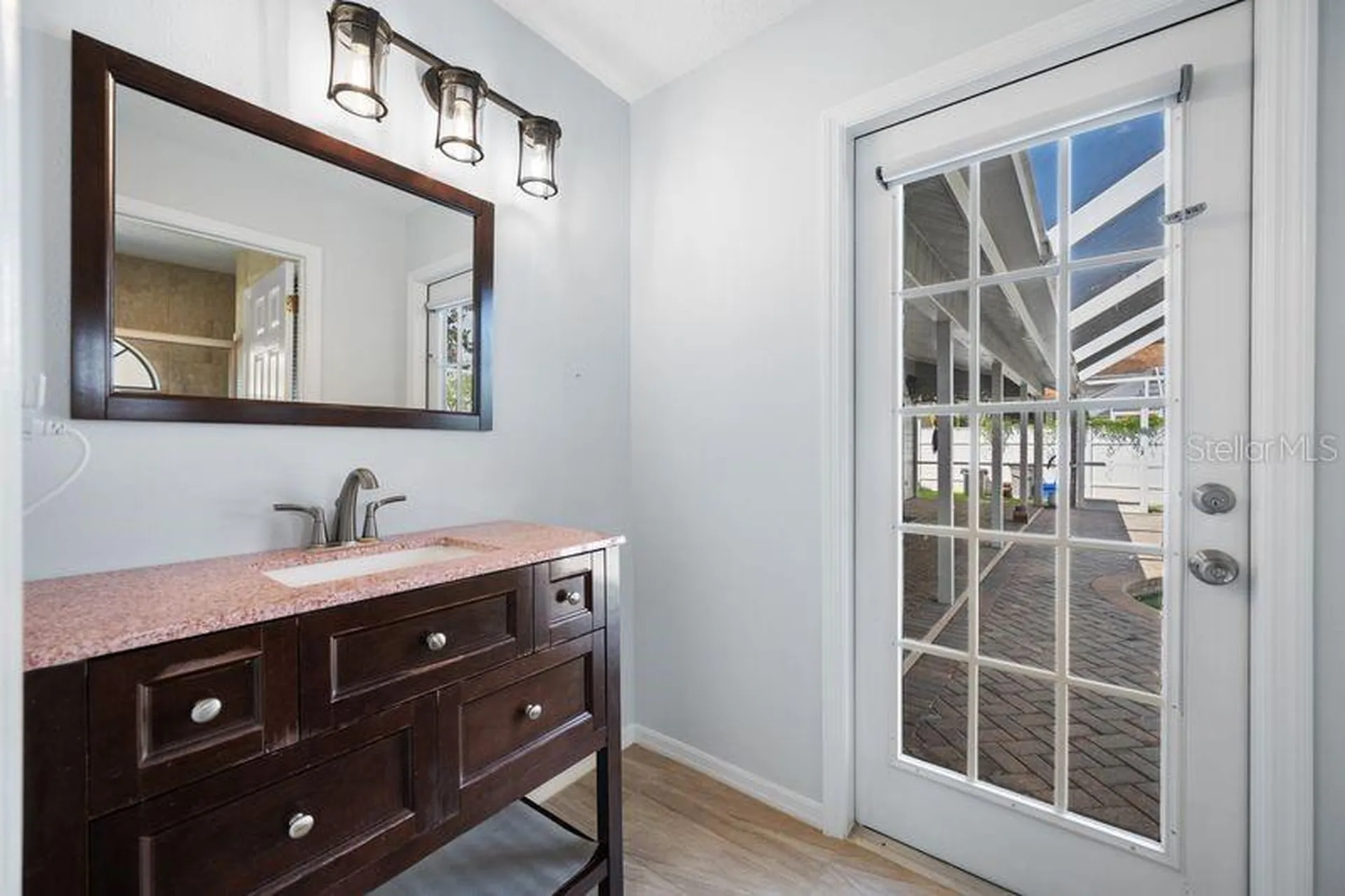 5321 Gardens Drive Sarasota FL 34243