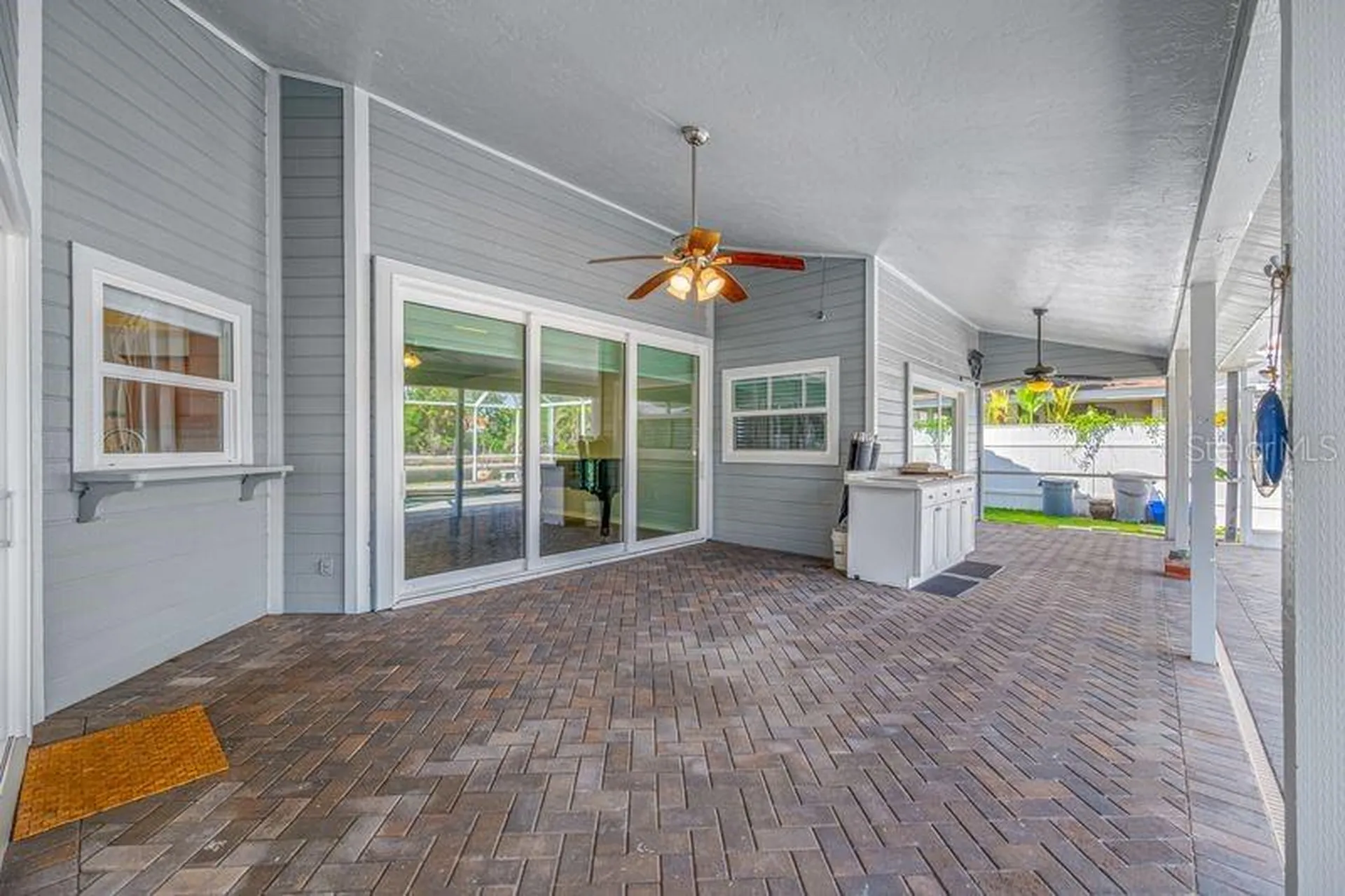 5321 Gardens Drive Sarasota FL 34243