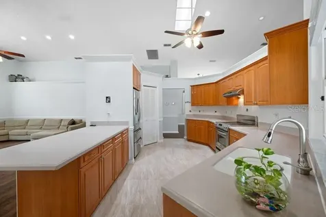 5321 Gardens Drive Sarasota FL 34243