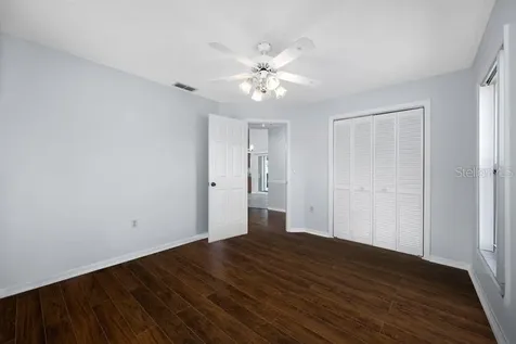 5321 Gardens Drive Sarasota FL 34243