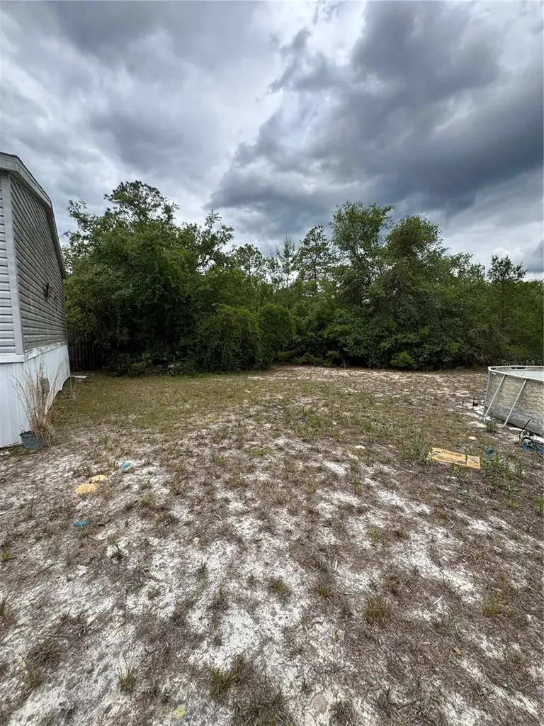 865 SE 178th Terrace Silver Springs FL 34488