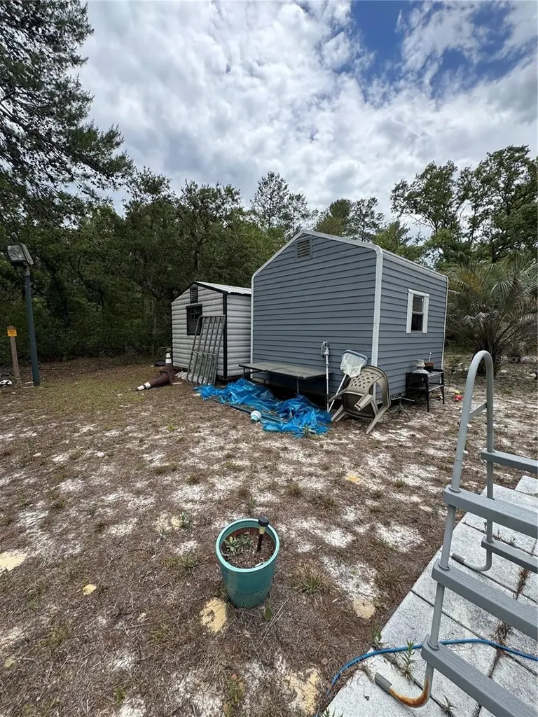 865 SE 178th Terrace Silver Springs FL 34488