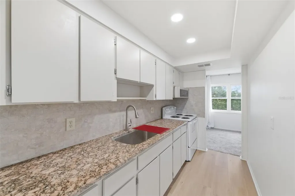 5060 76th Avenue N Pinellas Park FL 33781