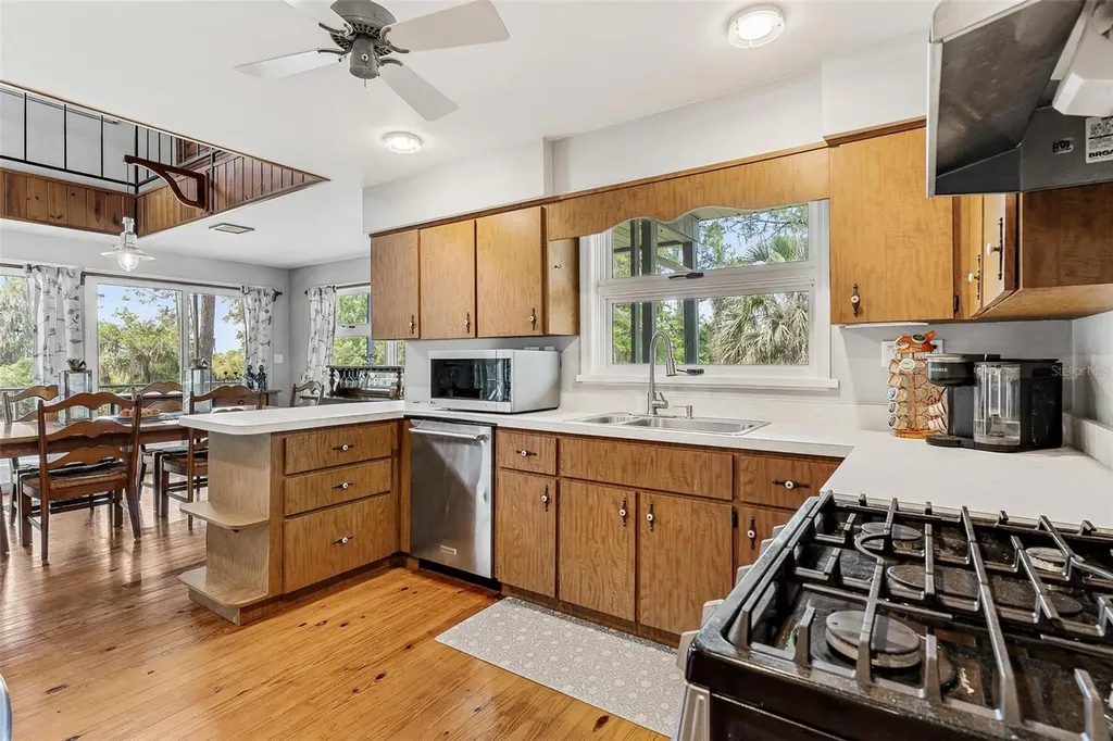 7373 Circle Drive Lady Lake FL 32159