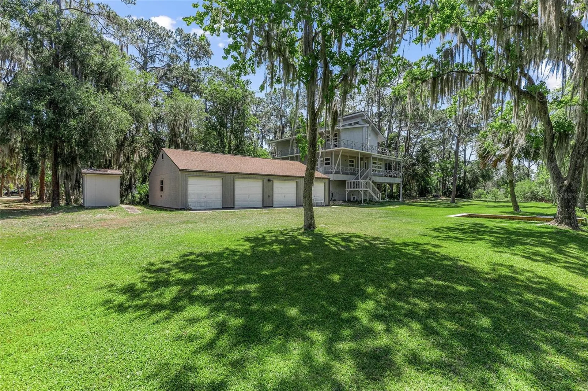 7373 Circle Drive Lady Lake FL 32159