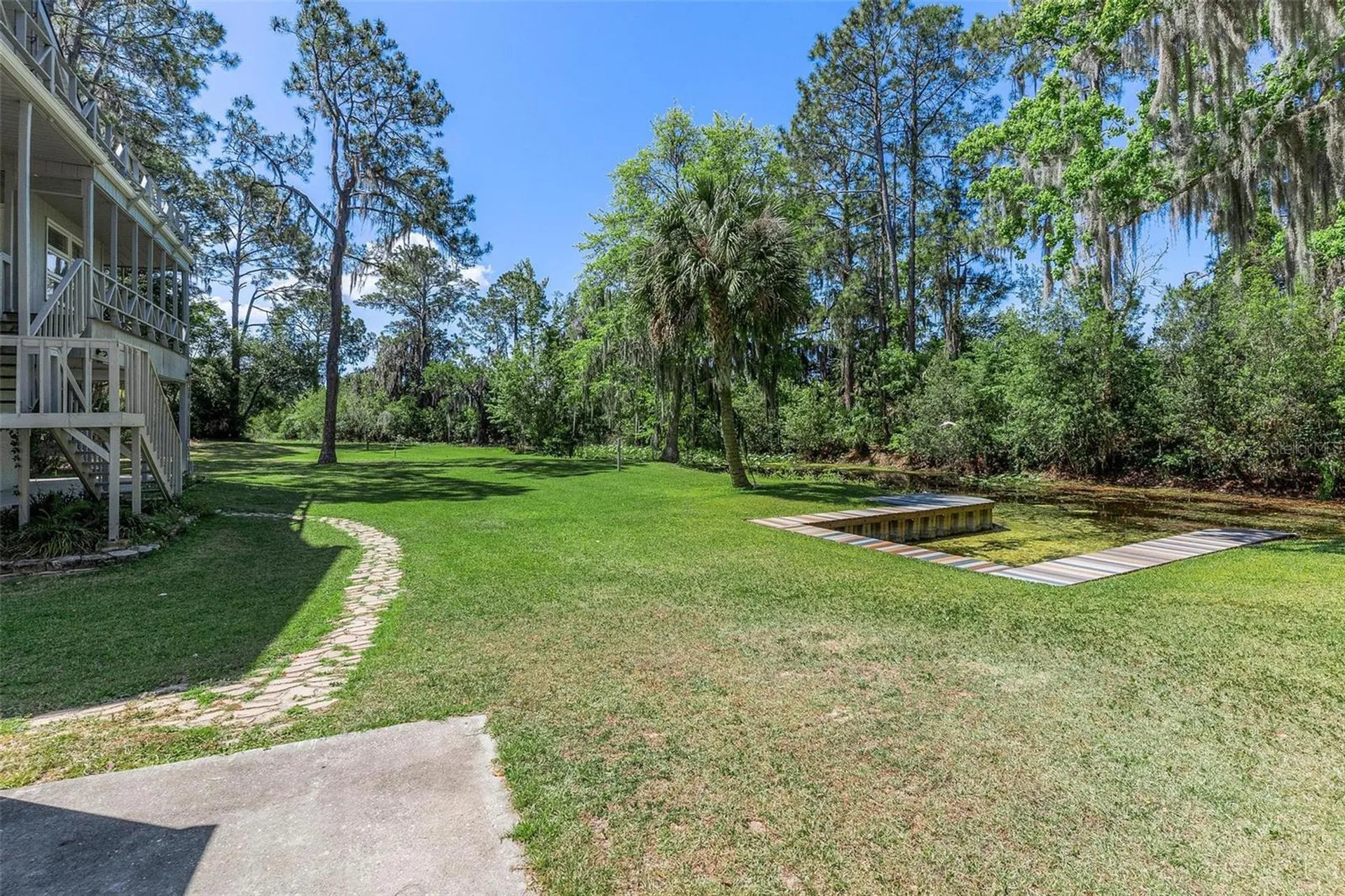 7373 Circle Drive Lady Lake FL 32159