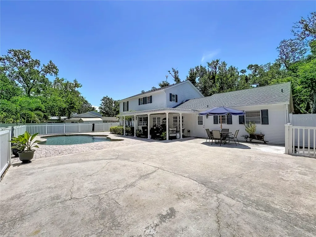 7306 16th Avenue NW Bradenton FL 34209