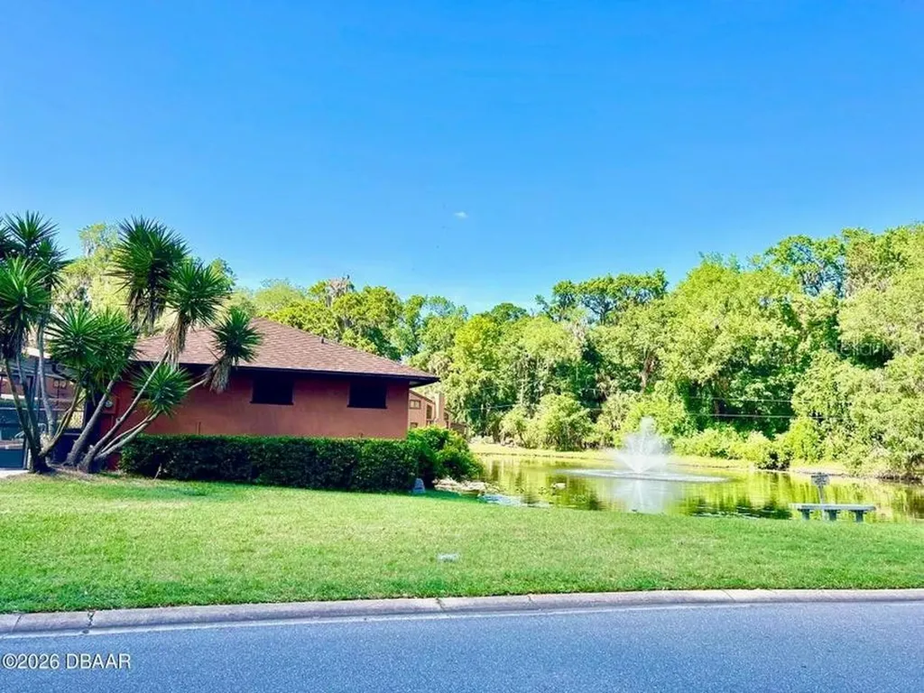 31 Park Place Ormond Beach FL 32174