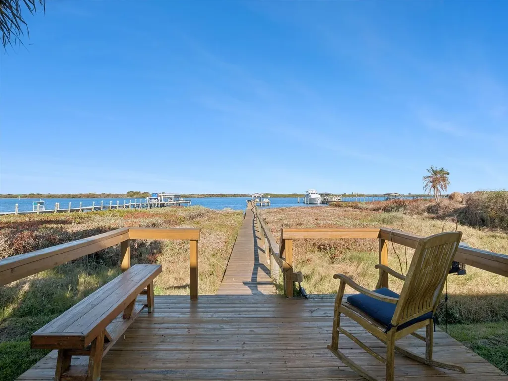 1703 S Riverside Drive New Smyrna Beach FL 32168